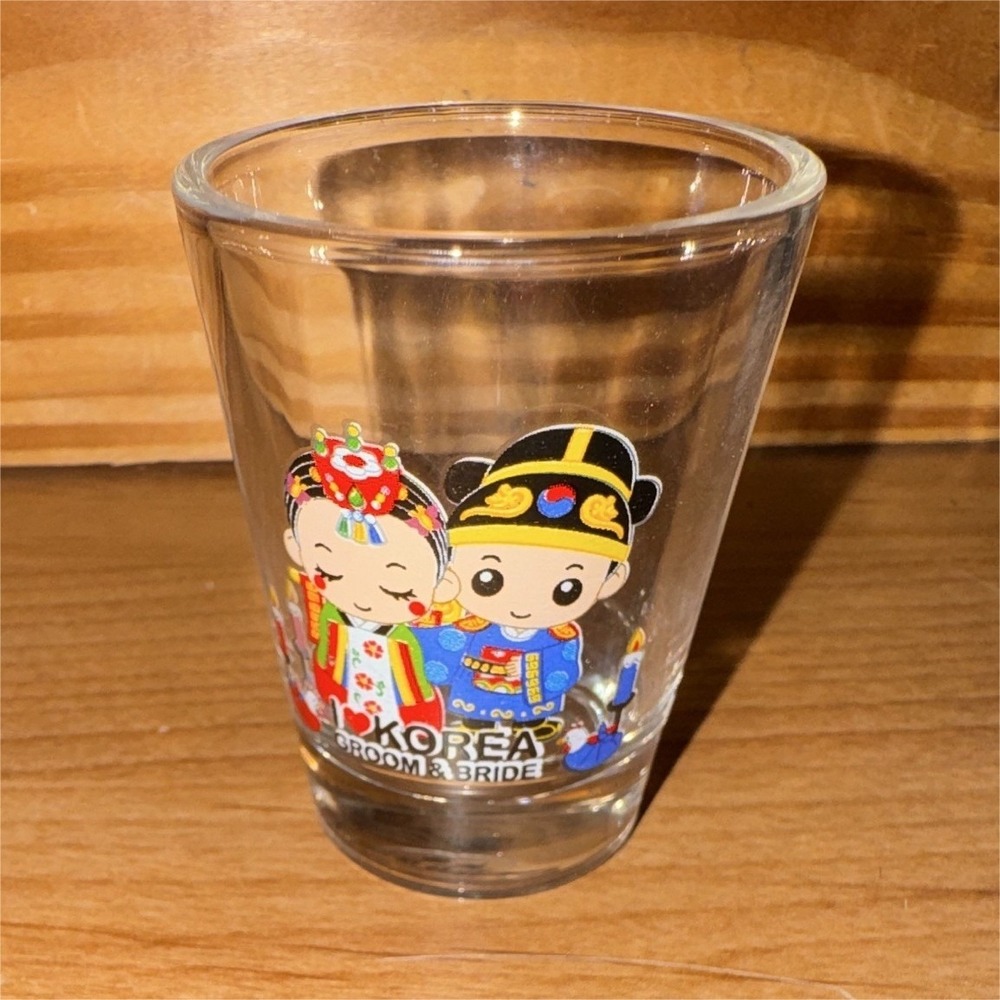 Korea Souvenir Shot Glass Groom & Bride Cartoon, Clear Painted Glass 1.5 fl oz